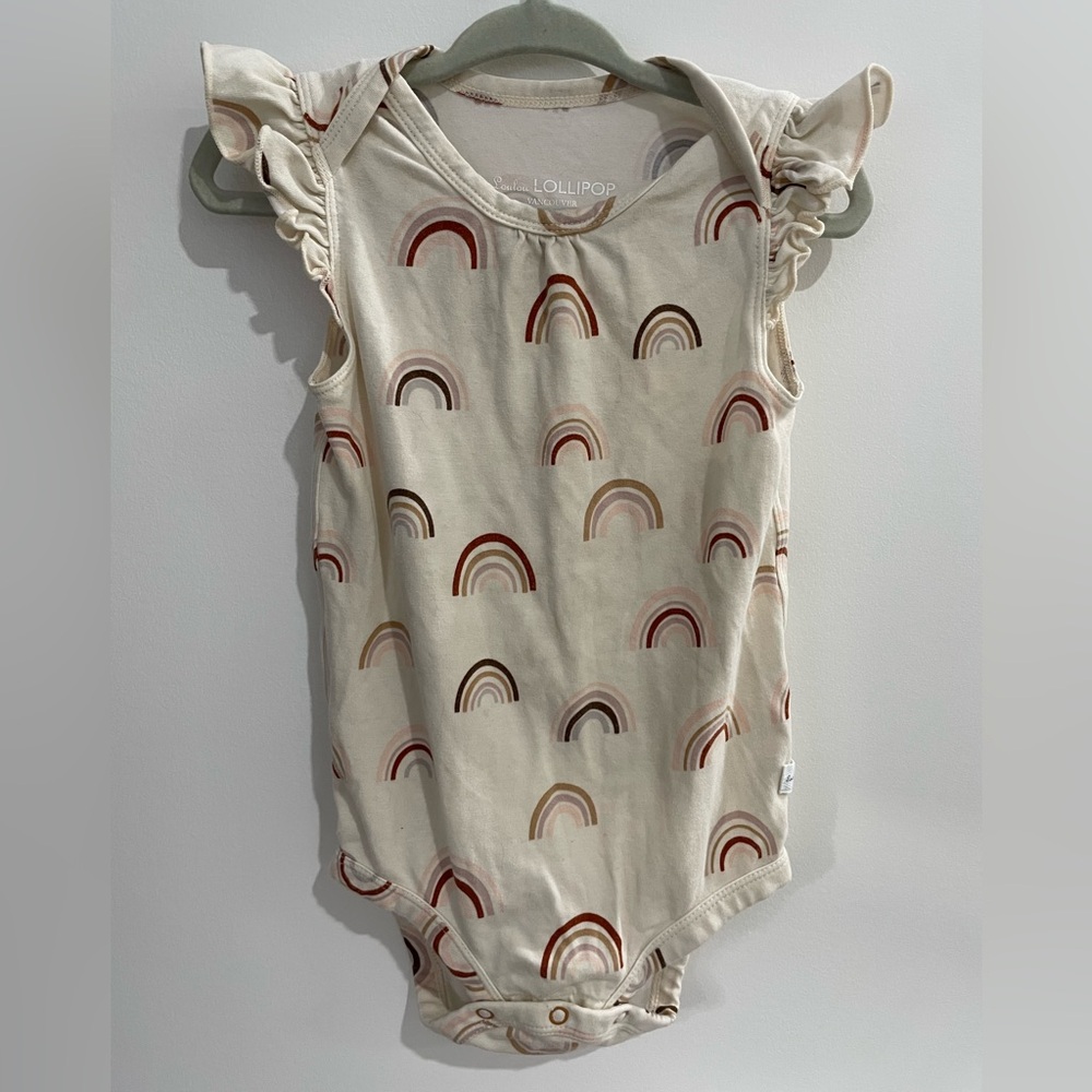 Loulou Lillopop Canyon Rainbow Ruffle Bodysuit